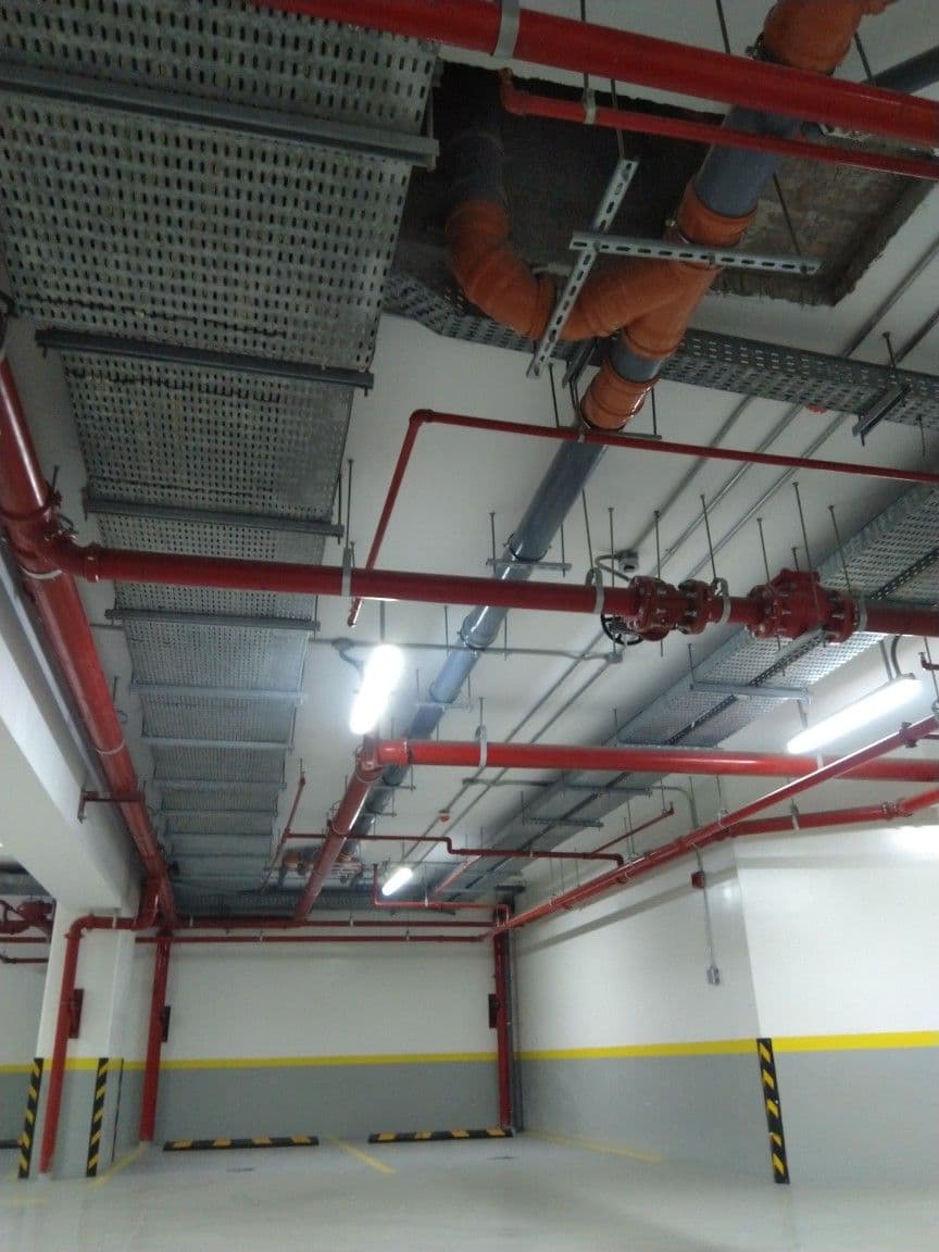 Réseau de protection incendie d'une plateforme logistique
